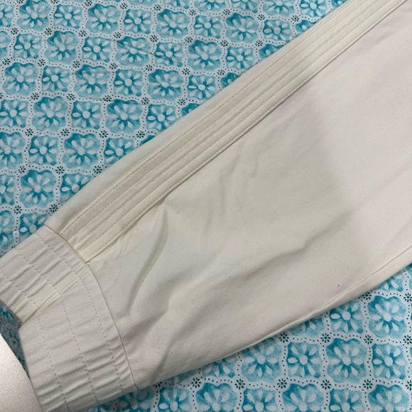 White pants for kids - Picture 2 of 2